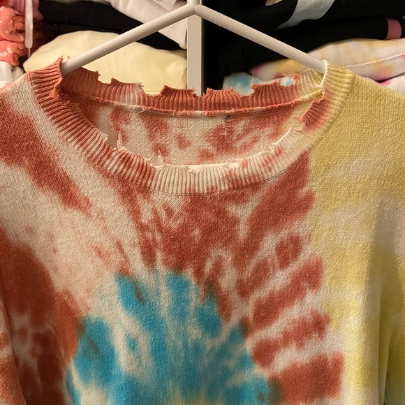 100% cotton tie dye sweater from sense of independence boutique - Picture 2 of 3